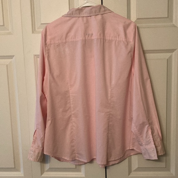 Old Navy women’s plus 2X gingham pink button down shirt ‘06 classic feminine - Picture 3 of 9